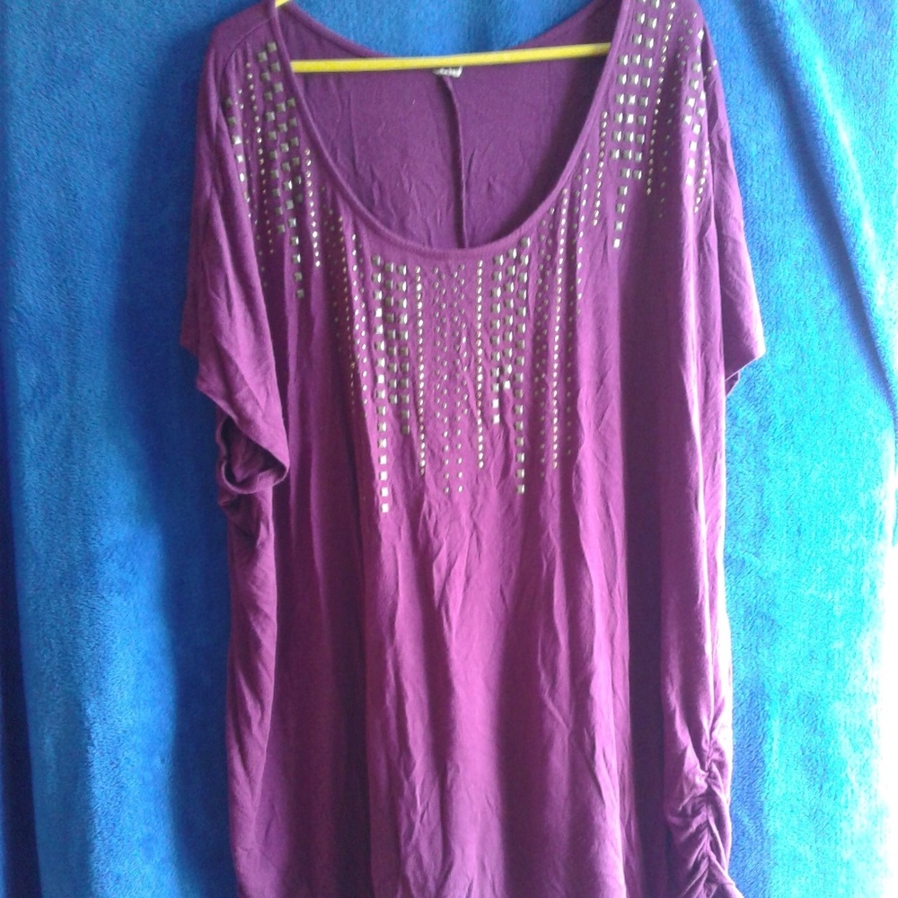 Fushia top